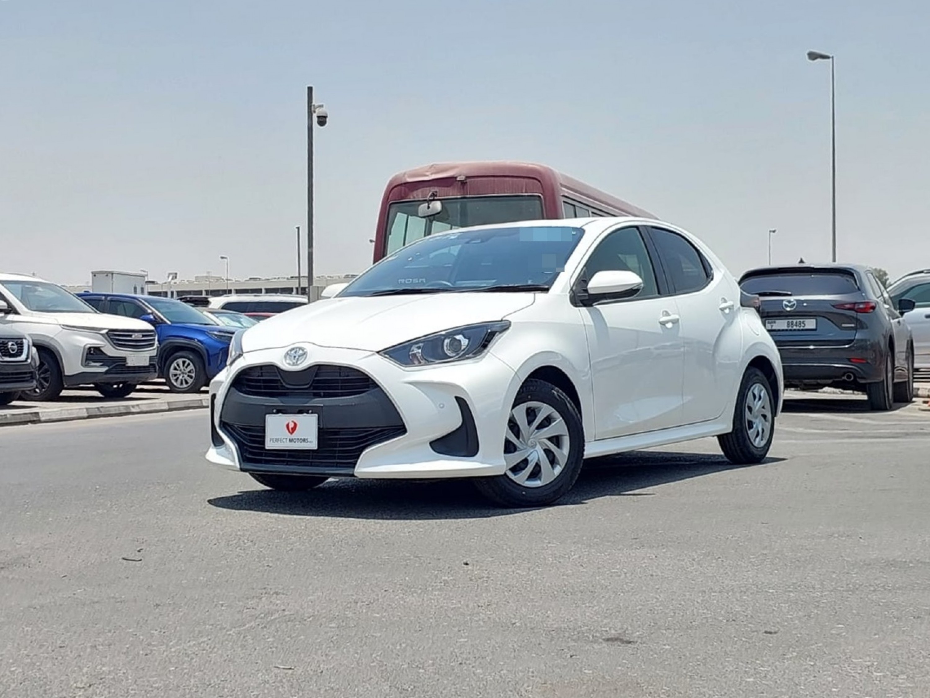 TOYOTA Yaris