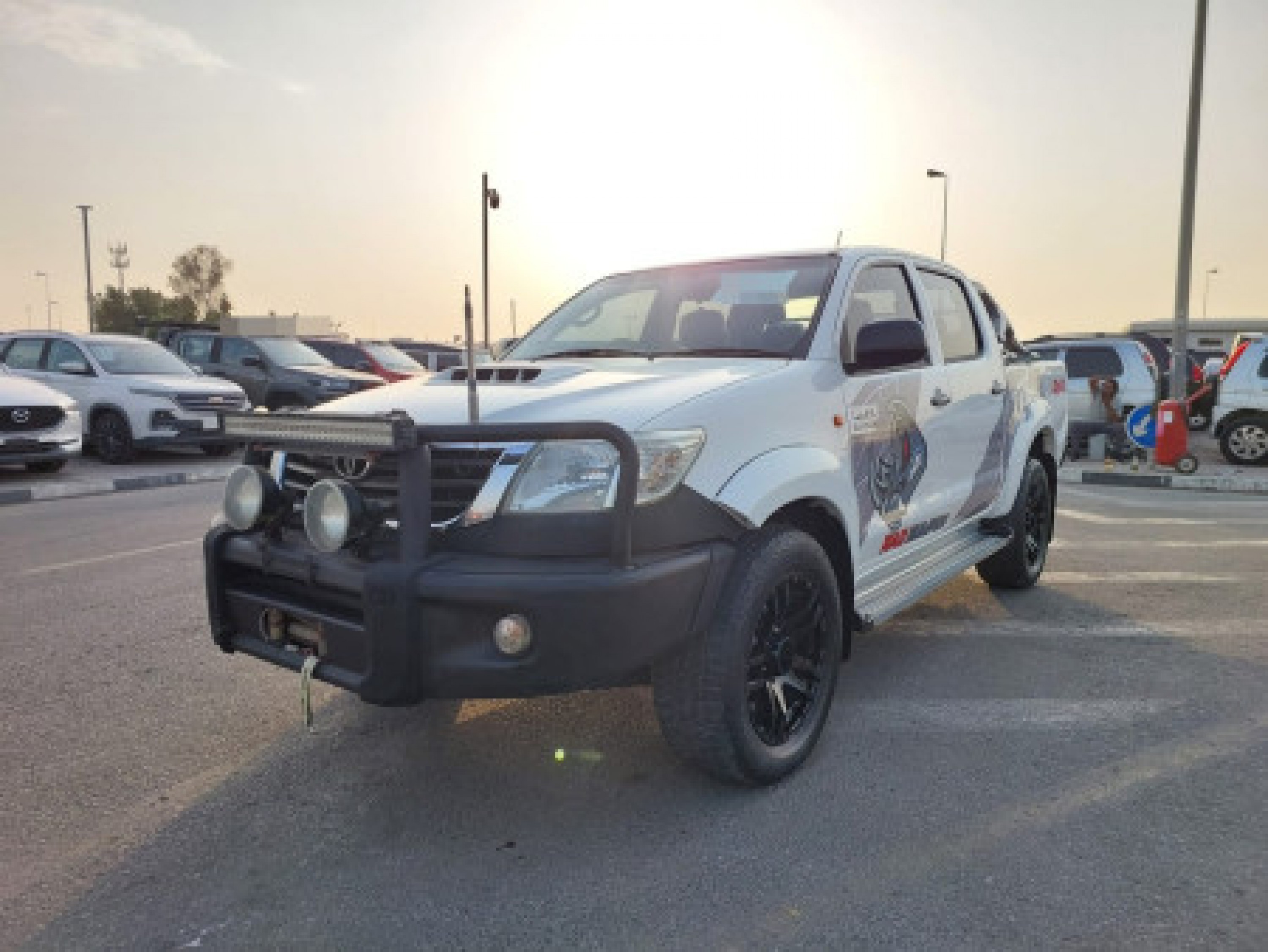 TOYOTA Hilux