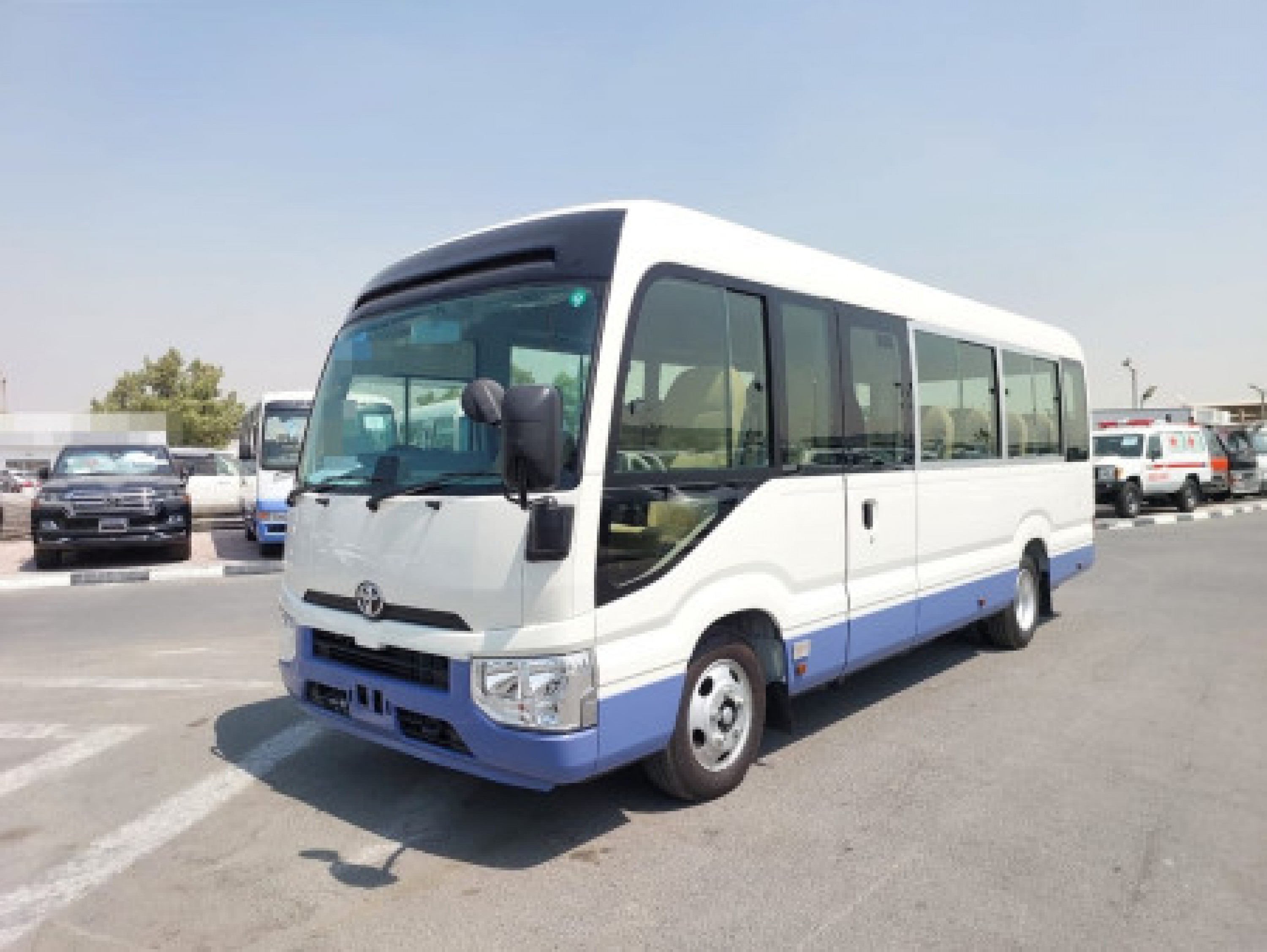 TOYOTA Coaster