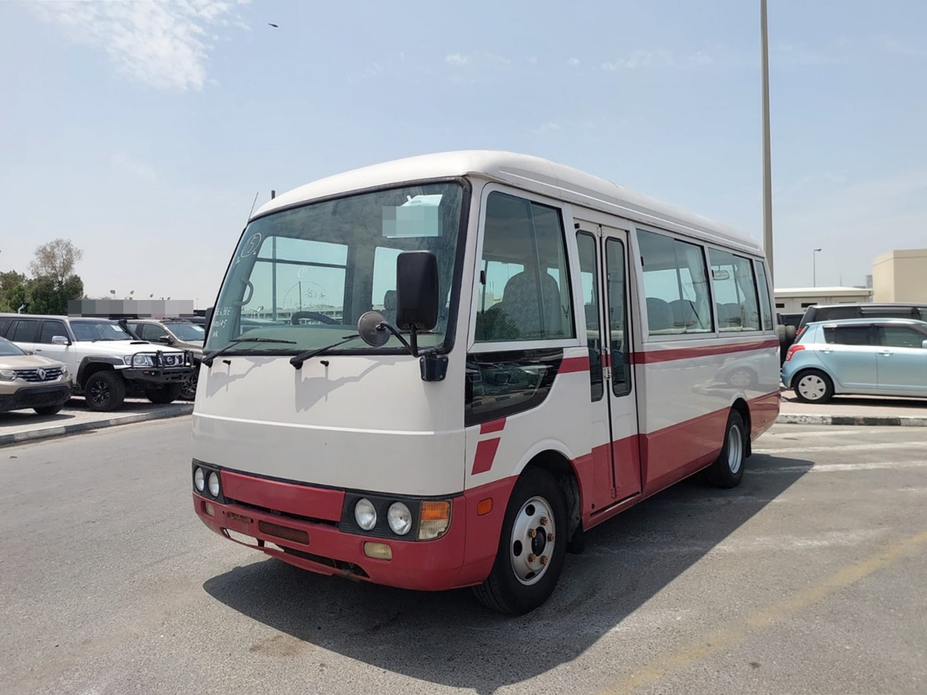 MITSUBISHI Rosa