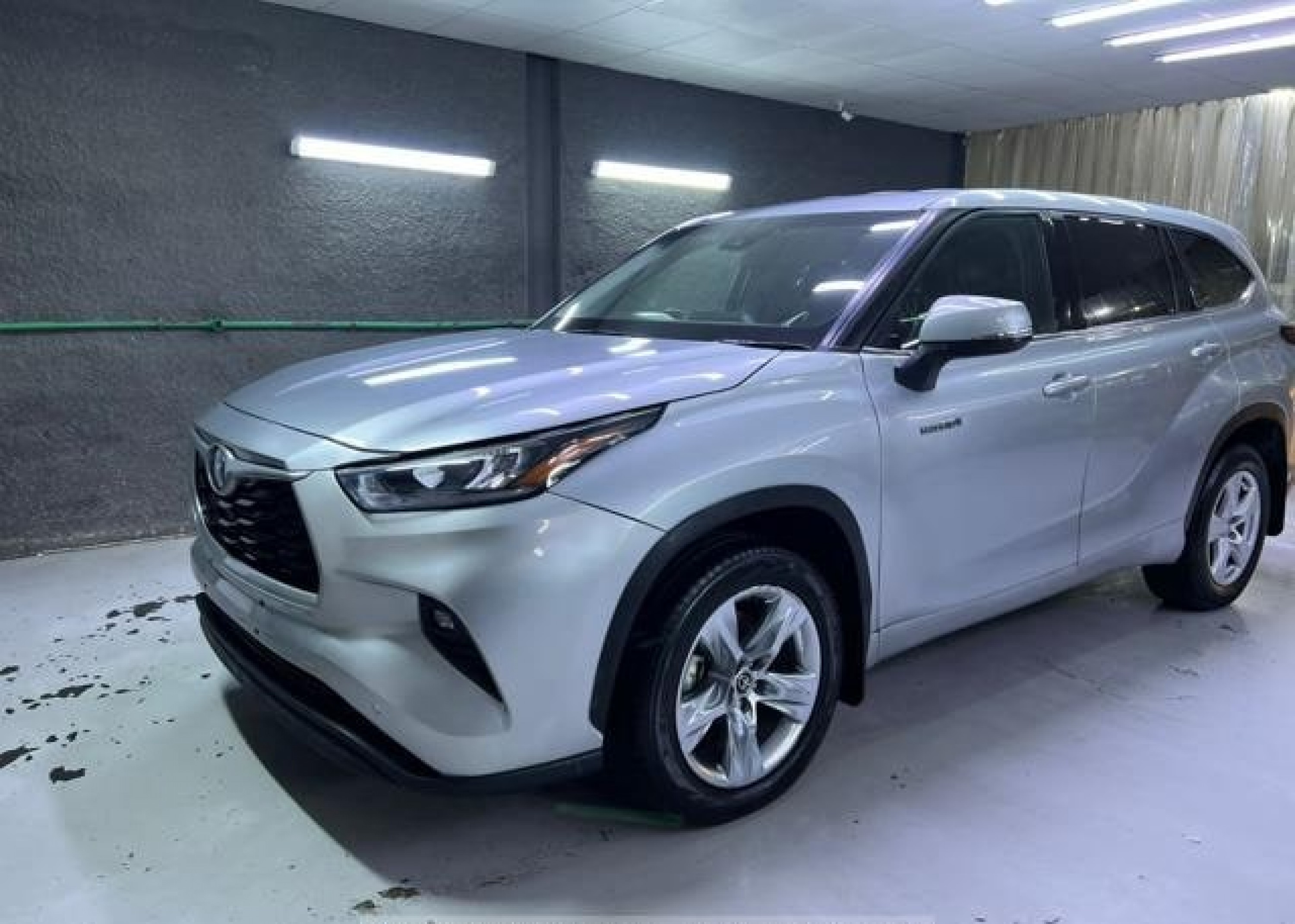 TOYOTA Kluger