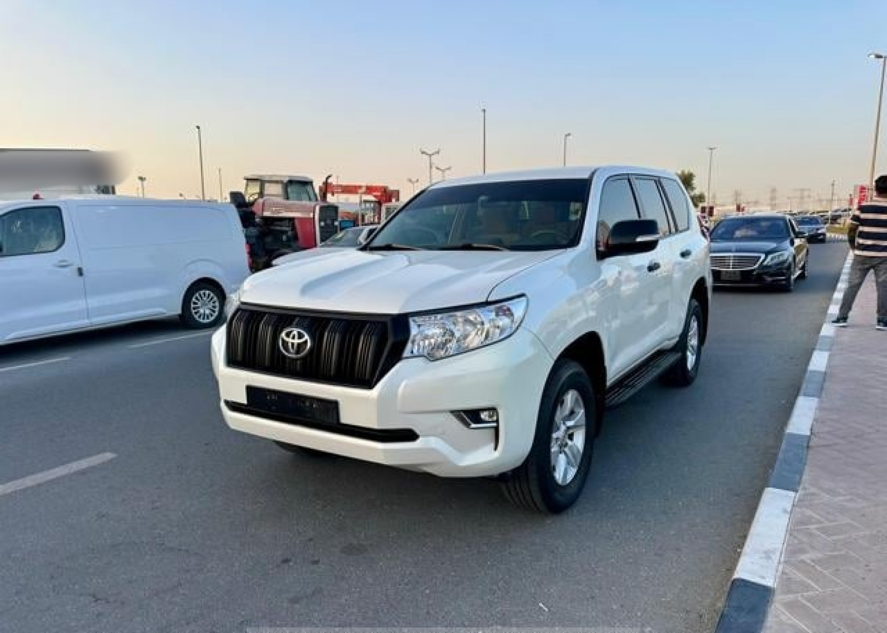 TOYOTA PRADO