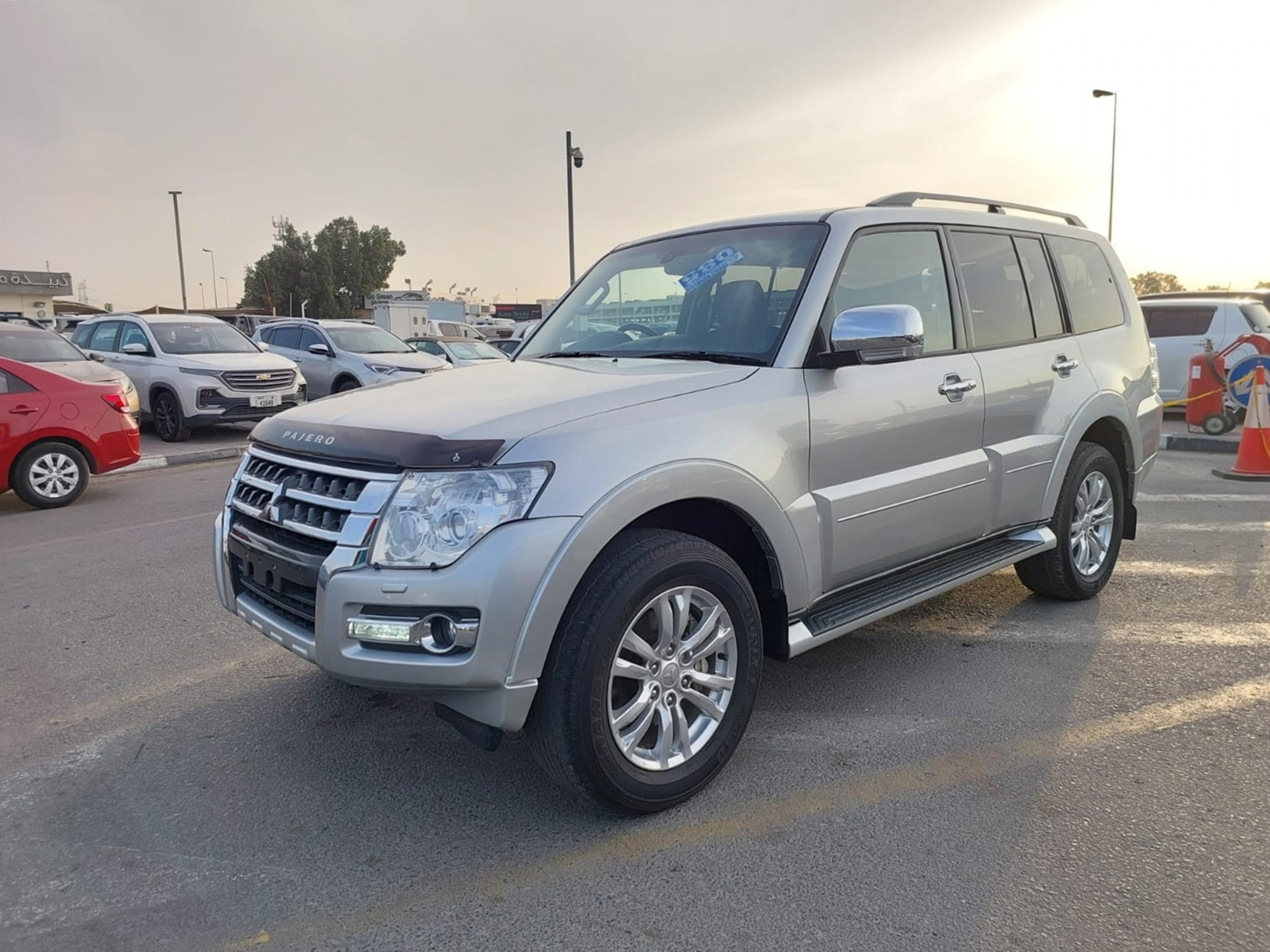 MITSUBISHI Pajero
