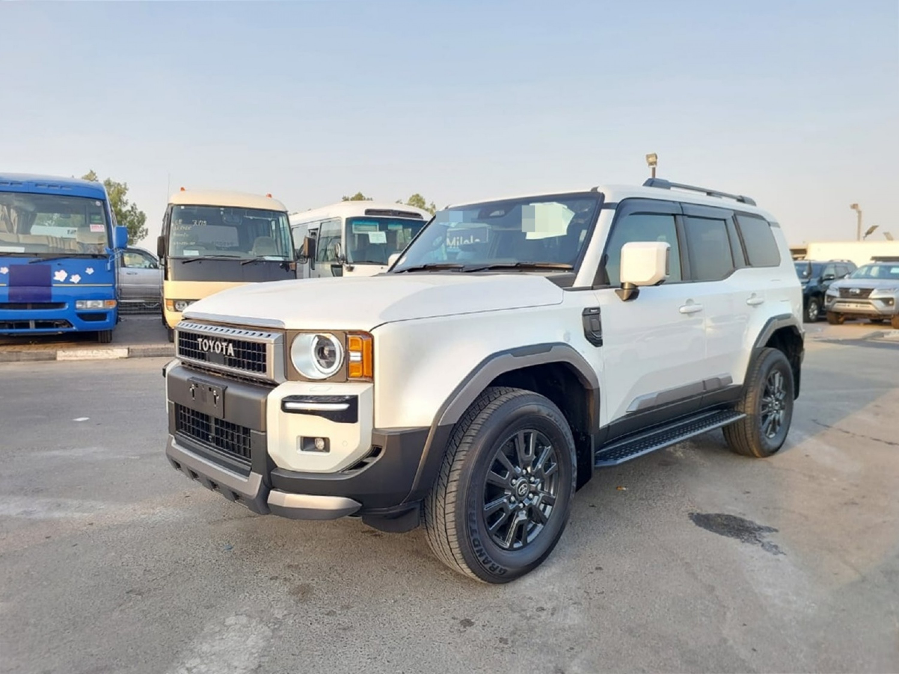 TOYOTA Land Cruiser