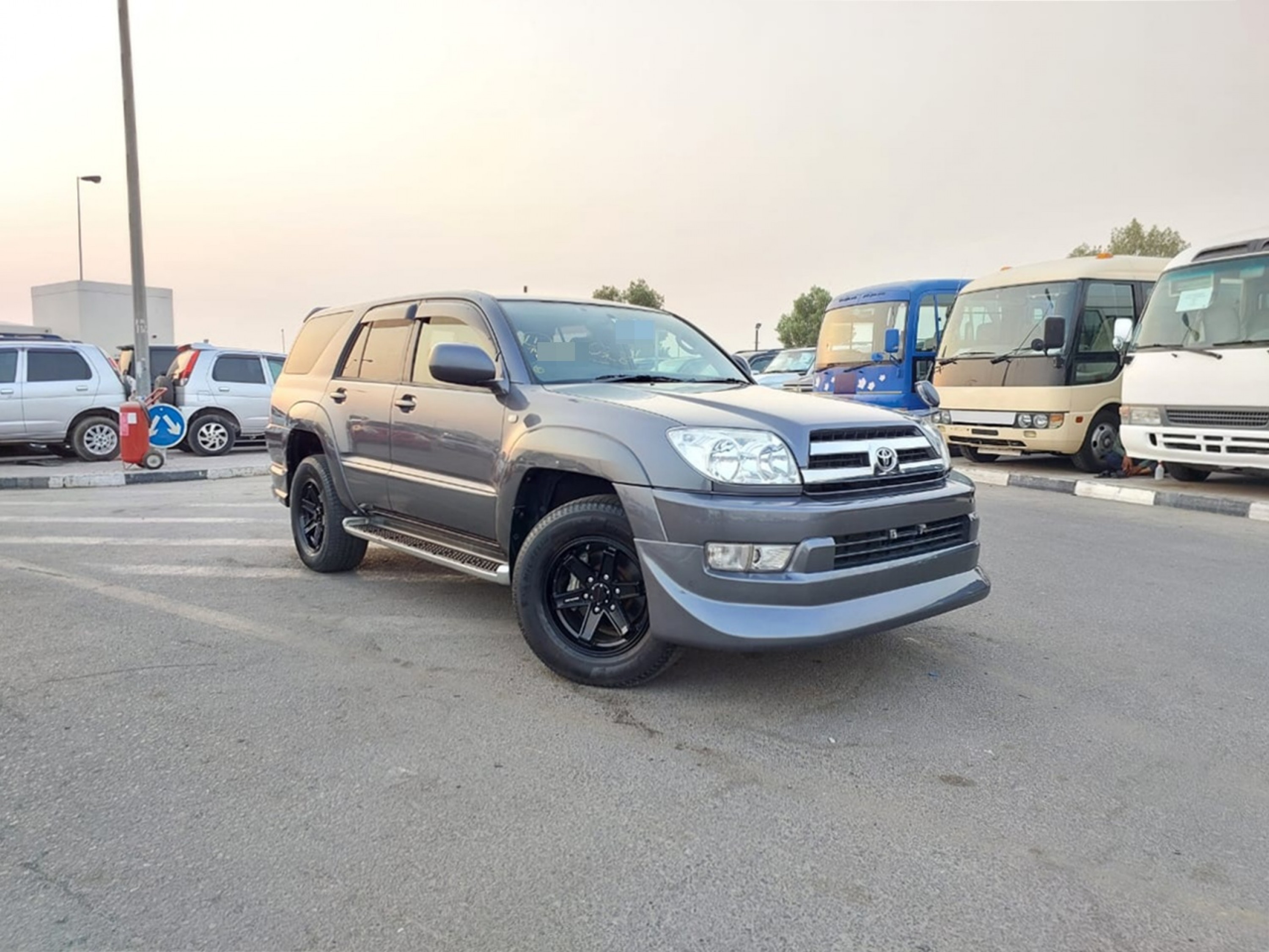 TOYOTA Hilux Surf