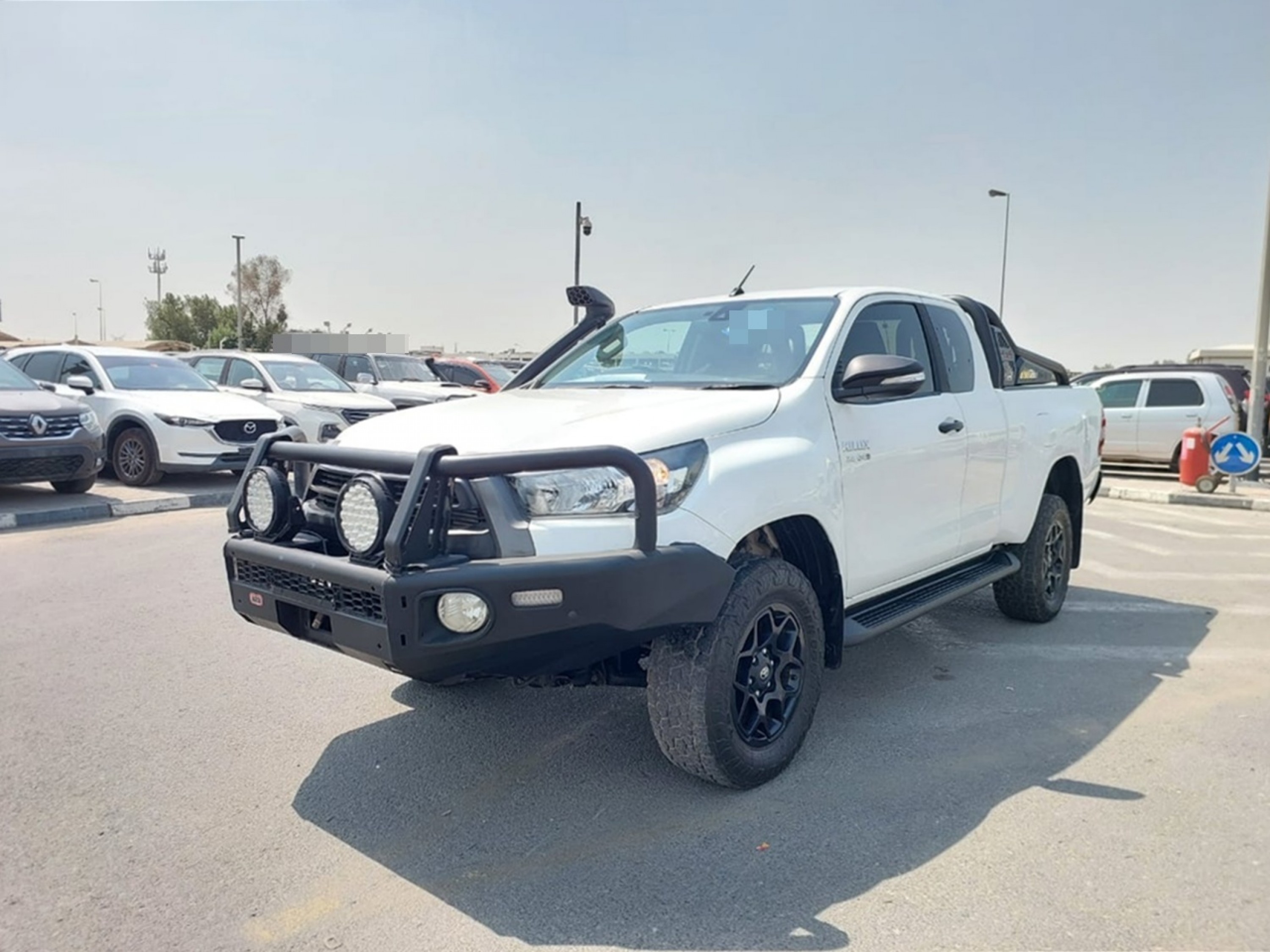TOYOTA Hilux