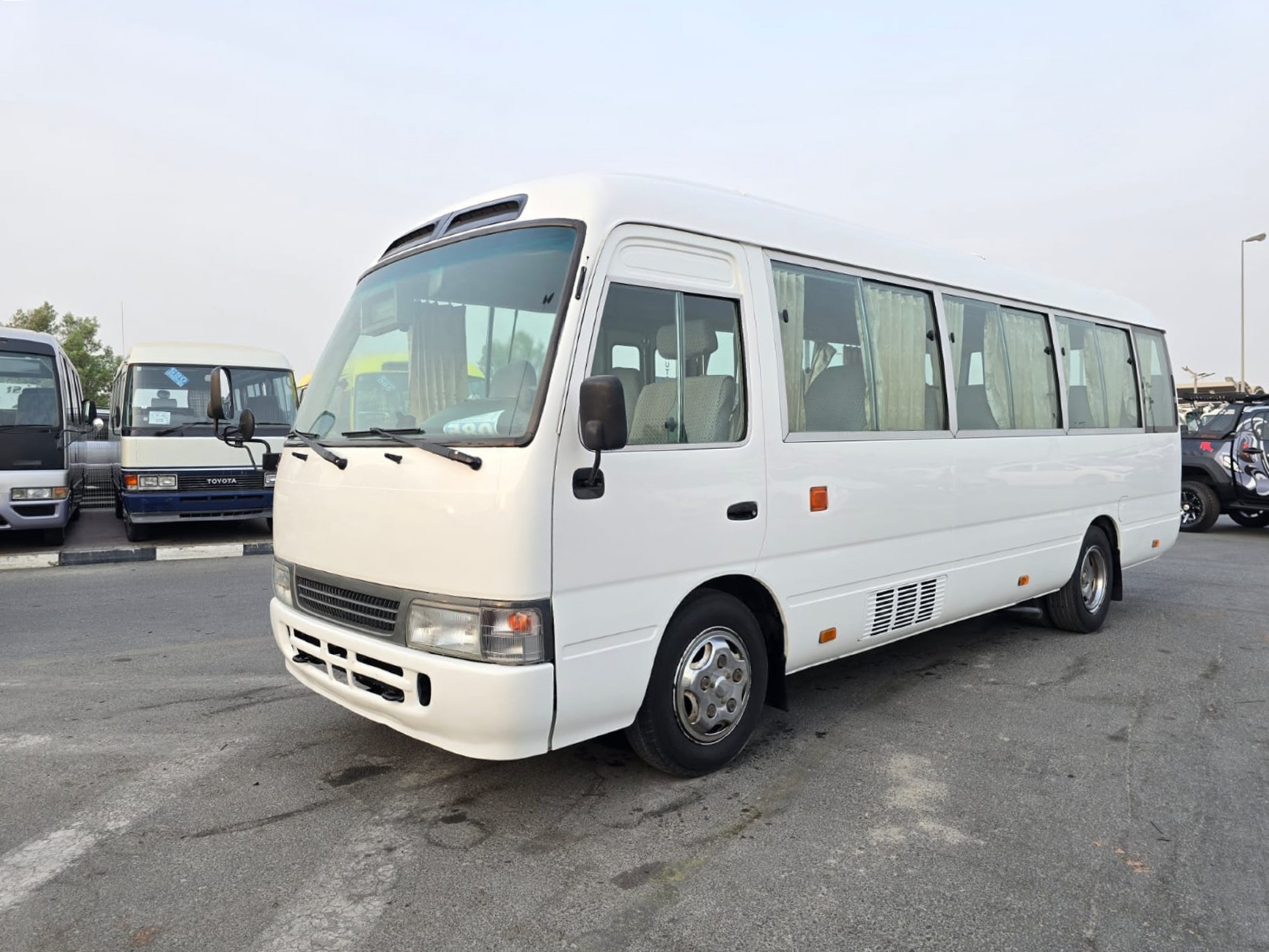 TOYOTA Coaster