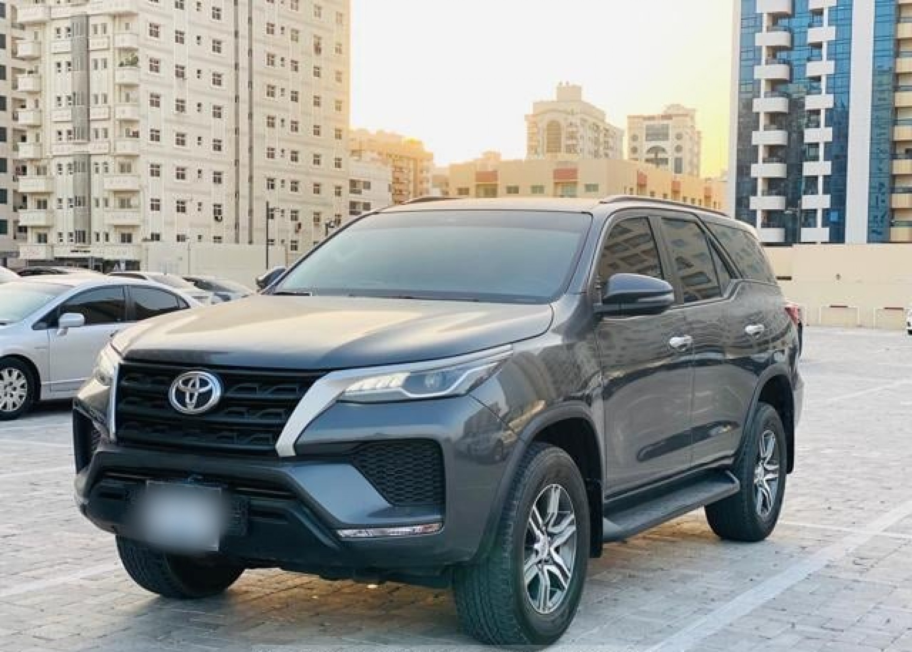 TOYOTA Fortuner