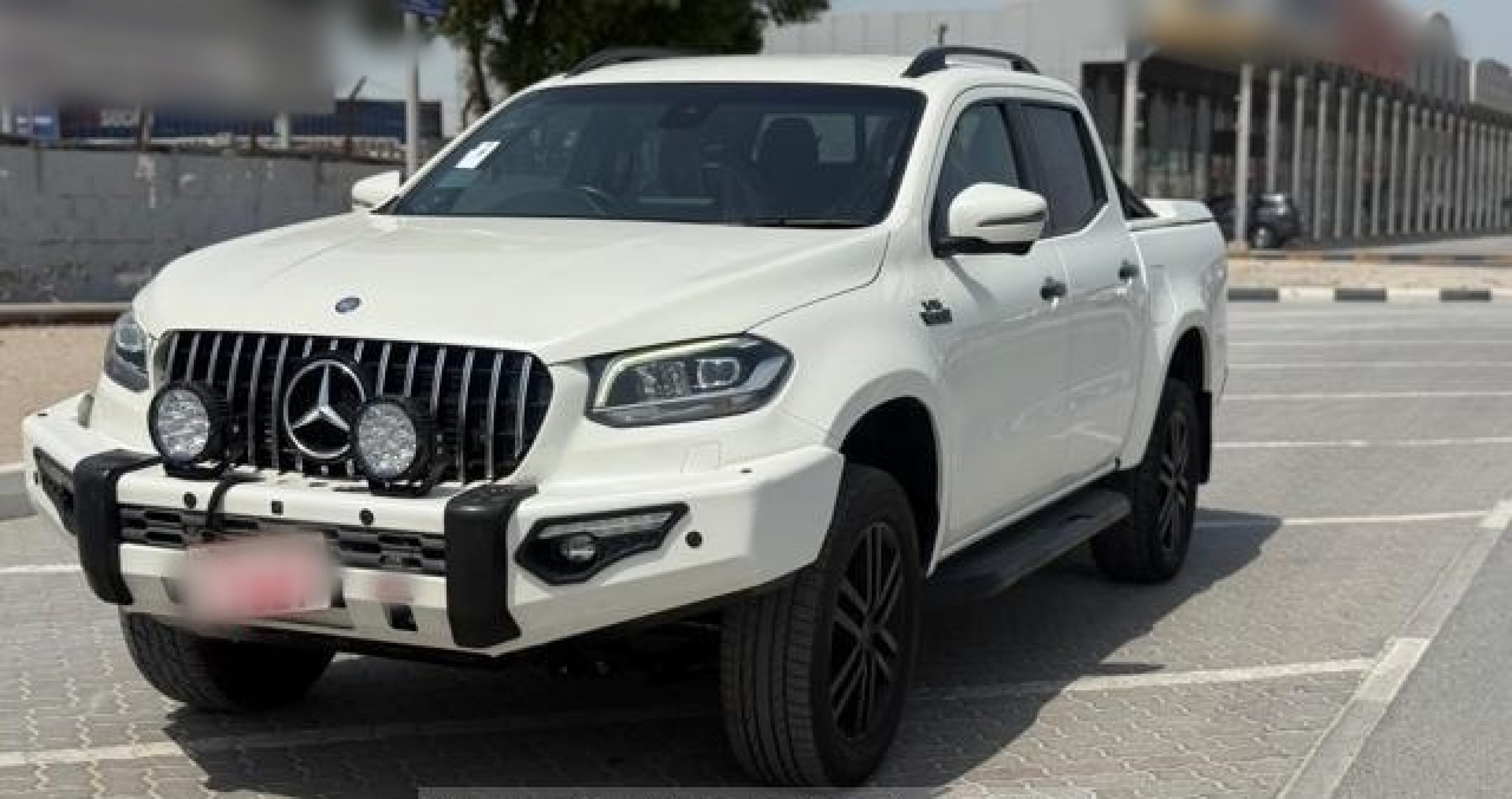 MERCEDES-BENZ X-CLASS