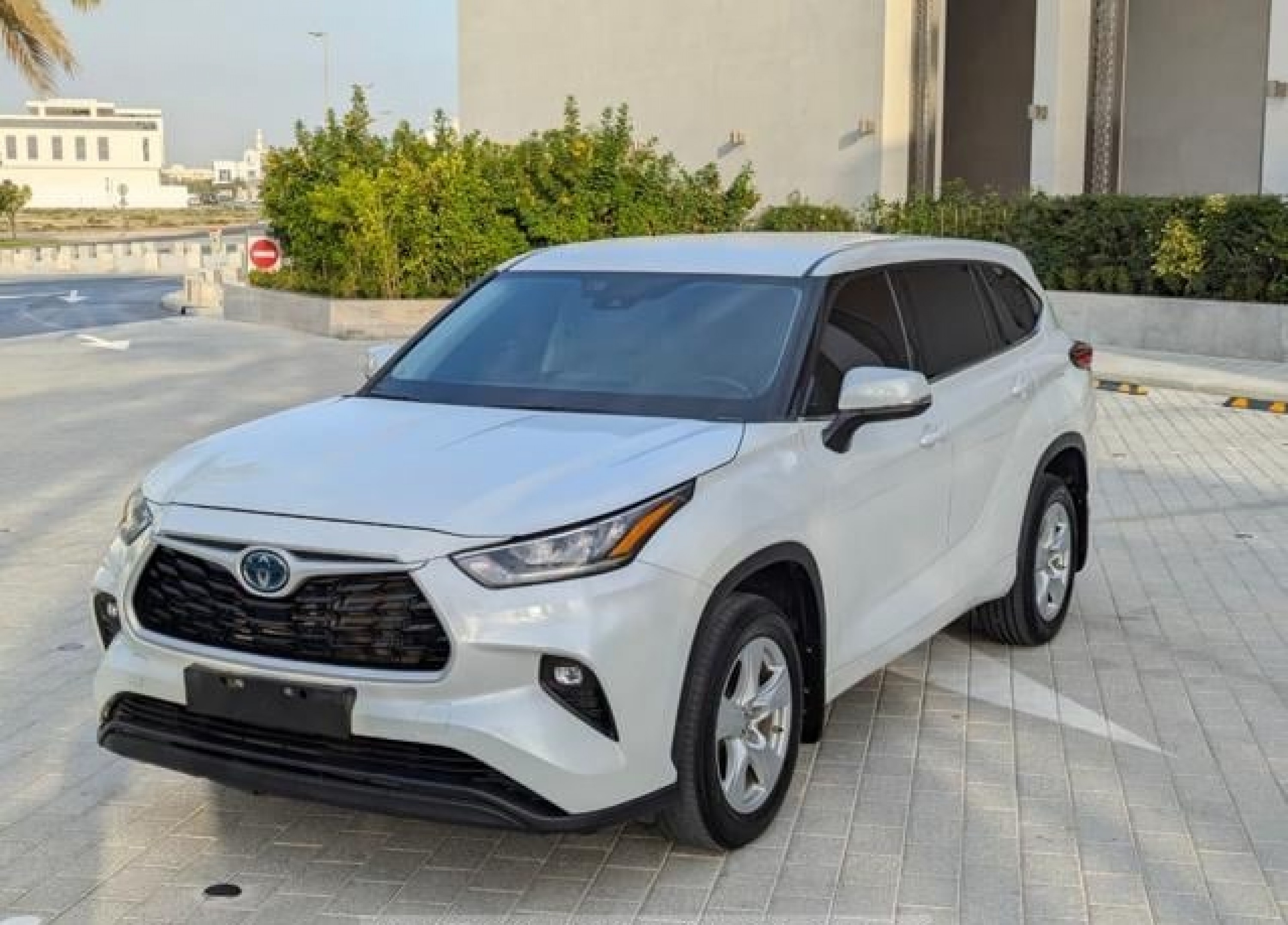 TOYOTA HIGHLANDER