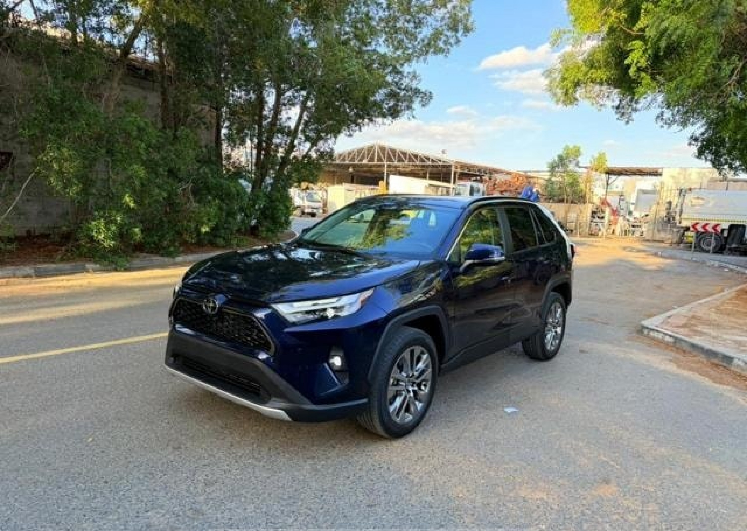 TOYOTA RAV-4