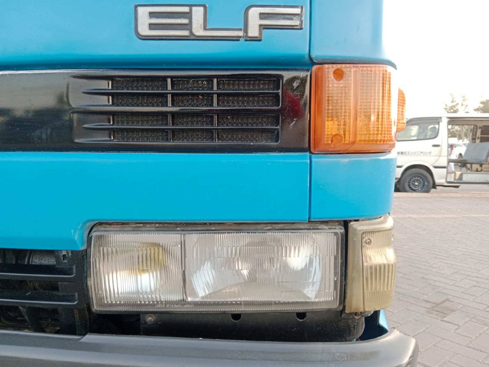 1065  ISUZU  ELF TRUCK 3.7 M/T 2WD BLUE